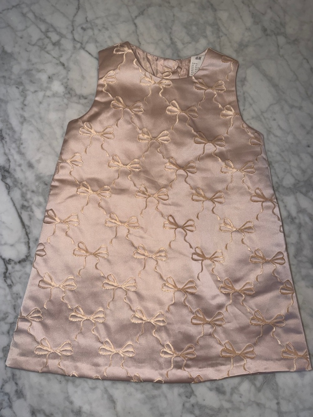 NWOT H&M Blush Pink Satin Bow-Appliqué Sleeveless Dress 2T